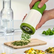 Resim Manuel Bitki ve Sebze Doğrayıcı Öğütücü - Hızlı Doğrama için Dereotu, Kereviz, Havuç, Kabak - Ev Yemekleri ve Restoran Kullanımı için Dayanıklı Plastik Mutfak Aracı, Şık Mutfak Eşyası | Verimli Doğrama 