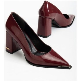 Resim Suins Premium Verty Model Kadın Kalın Topuklu Burnu Taşlı Rugan Stiletto Ayakkabı Bordo 