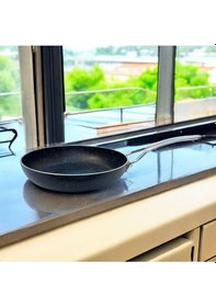 Resim Tuna House Granit Kapaksız Tava 18 Cm Siyah 