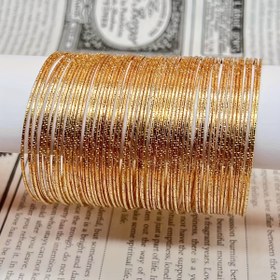 Resim Basit ve şık Avrupa ve Amerikan tarzı Orta Doğu sıcak satış demir alaşım gypsophila 60 adet yüzük seti bilezik 