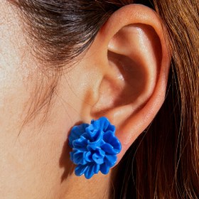 Resim 1 Çift Şık Mavi Reçine Çiçek Küpeleri - Beyaz Altın Kaplama Demir Saplı 3D Floral Studlar, Kadınlar İçin Hafif ve Dayanıklı Takı, Günlük Kullanım & Partiler İçin Mükemmel, İdeal Tatil Hediyesi 