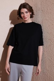 Resim Lela Streç Oversize Fit Bisiklet Yaka T Shirt Bayan T SHİRT 5865911 