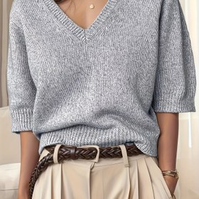 Resim Kadınlar için Şık V-Yaka Kısa Kollu Kazak - Düz Renk Gevşek Kesim, Yumuşak Nefes Alabilir İlkbahar Yaz Günlük Üst, Minimalist Tasarım ile Her Gün Rahatlık, Rahat Fit Üst, Esnek Kumaş, Konforlu Giyim, Hafif Üst, Basit Stil, Sadece Elde Yıkama, Rahat Giysi 