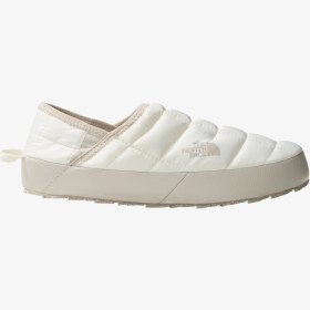 Resim The North Face Thermoball Traction Mule V Kadın Beyaz Terlik Nf0a3v1h32f1 Beyaz 