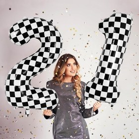 Resim Siyah Beyaz Damalı Sayı Alüminyum Folyo Balonlar, 40 İnç, 1 Adet, Yarış Temalı Parti Süslemeleri için İdeal, Doğum Günleri, Noel, Cinsiyet Açıklamaları, Yıldönümleri ve Bekarlığa Veda Kutlamaları için Uygun. 