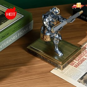 Resim 1 adet Ortaçağ Şövalye Telefon Standı ve Kalem Tutucu - Mavi zırh reçine masaüstü dekorasyonu, çok fonksiyonlu ofis ve oyun odası ev dekorasyonu - Yaratıcı koleksiyoncular için retro tasarım hediyesi. Babalar Günü/Yaz/Şükran Günü için uygun hediyeler 