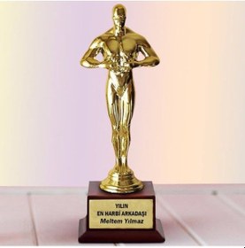 Resim Yılın En Harbi Arkadaşı Oscar Ödülü 