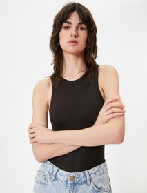 Resim Basic Kolsuz Atlet Çıtçıtlı Halter Yaka 