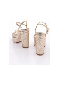 Resim Dgn 44 Kadin Platform Topuklu Ayakkabi Altın Yılan 