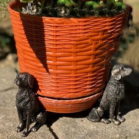 Resim 3 Adet Köpek & Tavşan Şekilli Saksı Standları - Dayanıklı Reçine Katlı Ayaklık, Bahçe ve Balkon İçin Dekoratif Bitki Destekleri, Dış Mekan Kullanımı, Asma Saksılar, Oyuncağa Benzer Tasarım, Detaylı İşçilik, Parlak Yüzey 