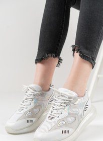 Resim MASSOLE Beyaz Bağcıklı Şeffaf Taban Hologram Detaylı Yeni Sezon Tarz Kadın Spor Ayakkabı 