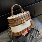 Resim Kadınlar İçin Şık Messenger Çanta - Ayarlanabilir Askılı ve Altın Tonlu Aksesuarlı, Fermuarlı Kapatma, Polyester Astarlı - Kahve/Kayısı/Bej/Siyah, Günlük Kullanım Ofis Çantası, Crossbody Çanta, Basit Moda El Çantası, Kaliteli Dikişli, Kompakt Tasarım, Moda Tutkunları İçin 