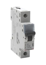 Resim 1X32 C Tipi Otomat Legrand 