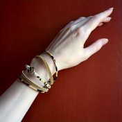 Resim 1 adet Boho Şik Leopard Baskılı Geniş Kemer Bileklik ile Rhinestone Vurgular - Vintage Tarz Faux Deri Sarma Bileklik Kadınlar için, Günlük ve Parti Etkinlikleri için Konforlu Bohemian Takı - Sonbahar Mevsimi Aksesuarı 