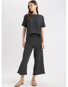 Resim DeFacto Wide Leg Geniş Bol Paça Normal Bel Bürümcük Kapri Pantolon C4329AX24SPBK81 