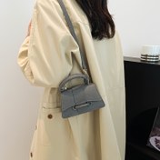 Resim Moda Düz Renk Mini Çapraz Çanta - Khaki, Gri, Pembe, Yeşil ve Hafif Kahverengi - Ayarlanabilir Askı, Manyetik Kapatma, Astar, Desen Yok, Baskı Yok, Kenar Boyası 