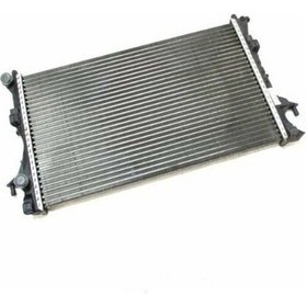 Resim Renault Laguna 2 - Iı Motor Su Radyatörü 1.6 16 Valf K4m / F4r - 8200008764 - Kale 