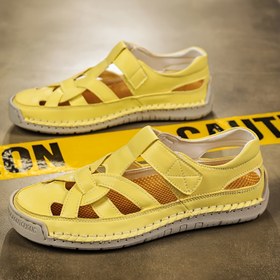 Resim Kadın Yazlık Slip-On Loafer Ayakkabılar - Canlı Sarı Renk, Nefes Alabilen Kesik Detaylı Kayışlar, Rahat Kauçuk Taban, Günlük ve Yarı Resmi Giyim İçin, Minimalist Tasarım, Dayanıklı Çekiş, Sentetik Kaplama, Hafif Yapı, Ofis Kullanımı 