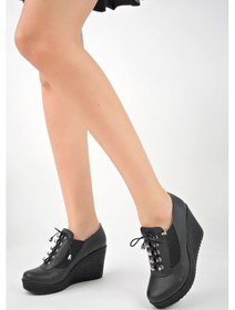 Resim Epaavm - Dolgu Topuk Kancalı Siyah Cilt Kadın Ayakkabı - İrm7001 