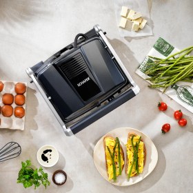 Resim Pratik ve Şık Tost Makinesi, Evinizde Lezzetli Anlar Için 