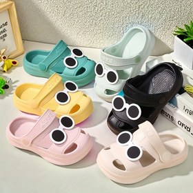 Resim Genç Erkek ve Kızlar için Yumuşak Tabanlı Kayma-On Sandaletler Moda Gözlük Yüz Tasarımı ile - Hafif EVA Yuvarlak Burunlu Yazlık Günlük Ayakkabılar İlkbahar Sonbahar için, Pastel Renkler (Pembe, Sarı, Açık Mavi, Nane Yeşili) 