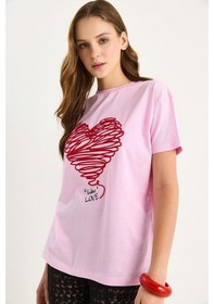 Resim Shade Kadın Pamuklu Kısa Kollu Bisiklet Yaka Kalp Nakışlı T-shirt 60602028 - Pembe 