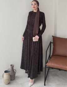 Resim Neşeli Butik kahverengi bel drapeli tam boy flok baskı tesettür elbise 