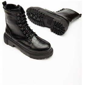 Resim 812-356 Siyah Kroko Bağcıklı Fermuarlı Günlük Kadın Bot Diğer 