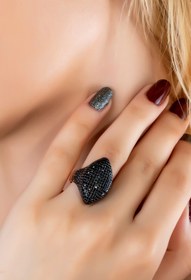 Resim LINTERNA Gümüş Zirkon Taşlı " Magic " Tasarım Model Yüzük 