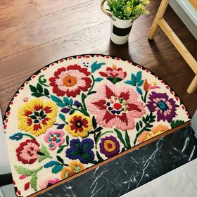Resim 1 adet Zarif Yarı Daire Çiçek Baskılı Kapı Matı - Ultra-Yumuşak Mikrofiber, Makinede Yıkanabilir, Canlı Kırmızı, Pembe, Mavi ve Yeşil Çiçekler Bej Arka Plan Üzerinde, İç/Dış Girişler, Mutfak, Yatak Odası ve Hoşgeldin Hediyeleri İçin Mükemmel, İç/Dış Mat | Canlı Çiçek Tasarımı | Makinede Yıkanabilir Mat, Çiçekli Kapı 