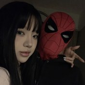 Resim Marvel Spider-Man Hareketli Gözler ve Çene Kontrollü Göz Kırpma Maskeli Cosplay Kaskı, Erkekler ve Kadınlar için Halloween Noel Kostümü, Resim Kutusunda Gelen Şık Hediye, Arkadaşlar, Sevdikleriniz İçin, Noel İçin En İyi 