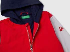 Resim Benetton Erkek Çocuk Kırmızı Mix Kolu Logo Detaylı Astarlı Kapüşonlu Yağmurluk - 8-9 Yaş 