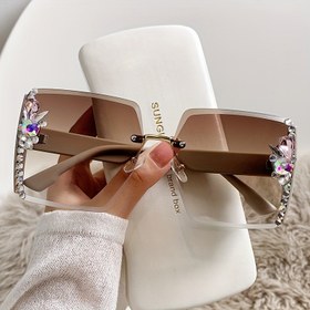 Resim Şık Çerçevesiz Moda Gözlük - Hafif Plastik Çerçeve, Kadınlar için Şık Küçük Yüz Tasarımı, Günlük Glamür İçin İdeal 