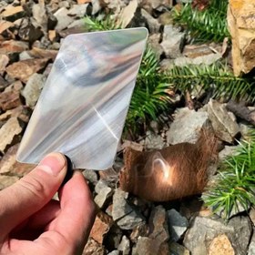 Resim Taşınabilir PVC Fresnel Lens & Güneş Ateş Kartı - Yangın Başlatma, Hayatta Kalma Kitleri ve Acil Durum Hazırlığı için Çok Fonksiyonlu Solar Ateşleme Aracı, Katlanabilir Tasarım, Dayanıklı Yapı 