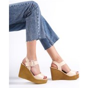 Resim Perla Tokalı Lastikli Dolgu Topuklu Ortopedik Taban Hasır Görünümlü Kadın Sandalet Ckt - Ten Ten 