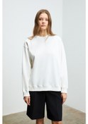 Resim KARIUS Kadın Organik Pamuklu İçi Polarlı Oversize Yuvarlak Yakalı Beyaz Sweatshirt 