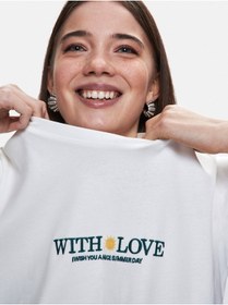 Resim LTB Gögüste Slogan Nakışlı Beyaz T-shırt 