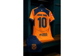 Resim Barcelona Lamine Yamal Yeni Sezon Turuncu Çocuk Forma Takımı 4'lü Set Çorap+Bileklik 