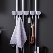 Resim Ağır Hizmet Tipi Yapışkan Duvara Monte Mop ve Süpürge Tutucu Organizatör - Matkap Gerektirmeyen Banyo Depolama Rafı Elastik Silikon Klips ile, Temel Plastik Alan Tasarrufu Tasarımı Temizlik Araçları için, Çoklu Mop ve Süpürge Tutma, Araç Organizasyonu, Şık Görünüm, Güvenli Kavrama Özelliği 