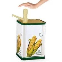 Resim Hereveoyuncak Mutfak Seti: Sıvı Yağ Pompası + 4lü Metal Mini Kurabiye Kalıbı – Pratik + Şık Tasarım L9T6FA 