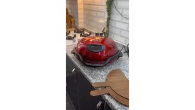 Resim Tandırım Ekmek Pişirme Makinesi Kırmızı Renk 1500 Watt Granit Kaplama Özellikli Hızlı Isınma 