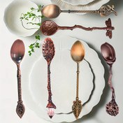 Resim 6 adet Zarif Metal Kaşık Seti, Avrupa Saray Tarzı Retro Ritüel Kahve Kaşığı, Tatlı Kaşığı, Küçük Kaşık, Rahatlama Modelleme Takı Karıştırma Çubuğu Kaşığı, Ev Mutfak Restoran Kahve Dükkanı Otel İçin, Sofra Aksesuarları, Noel Hediyeleri 