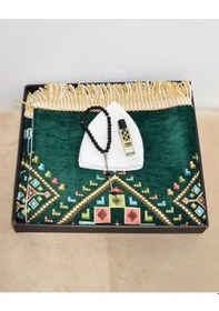 Resim Erkekler İçin Seccade Takke Tesbih Esans Hediyelik Seti Kilim Desenli Kadife Astarlı Seccade Ve Özel Kutulu Lüks Hac Umre Hediyesi Yeşil 
