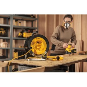 Resim Stanley Profesyonel Makaralı Kablo St-G Serisi Termikli IP44 1 Soketli 50 Metre 3x1.5mm 
