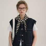 Resim Kadın İskandinav Tarzı Çizgili Üçgen Eşarp - Sonbahar/Kış için Sıcak, Çok Yönlü ve Şık, Katmanlı veya Tek Parça Kombinler için Mükemmel, Elde Yıkama veya Kuru Temizleme, Kış Aksesuarı | İskandinav Moda | Dokulu 