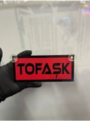 Resim Kırmızı Renk Üzeri Siyah Renk Tofaşk Yazılı Vantuzlu Cam Süsü 