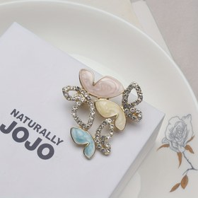 Resim Yüksek Kaliteli Malzeme Yeni Lüks Kelebek Broş Şık Oymalı Elbise Pimi Dekoratif Kadın Korsajı 