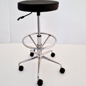 Resim Siyah Deri Tekerlekli Yüksek Bar Boy Laboratuvar Taburesi 
