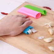 Resim Kolay Tutuşlu Sarımsak Soyucu - Dayanıklı Plastik, Mutfak & Yemek Kullanımı İçin Mükemmel 