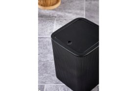 Resim Siyah Line Çizgili Kare Kapaklı Klik Çöp Kovası Banyo Mutfak 6 L Ahmet Havan / Istoç 10.ada NO:153- 
